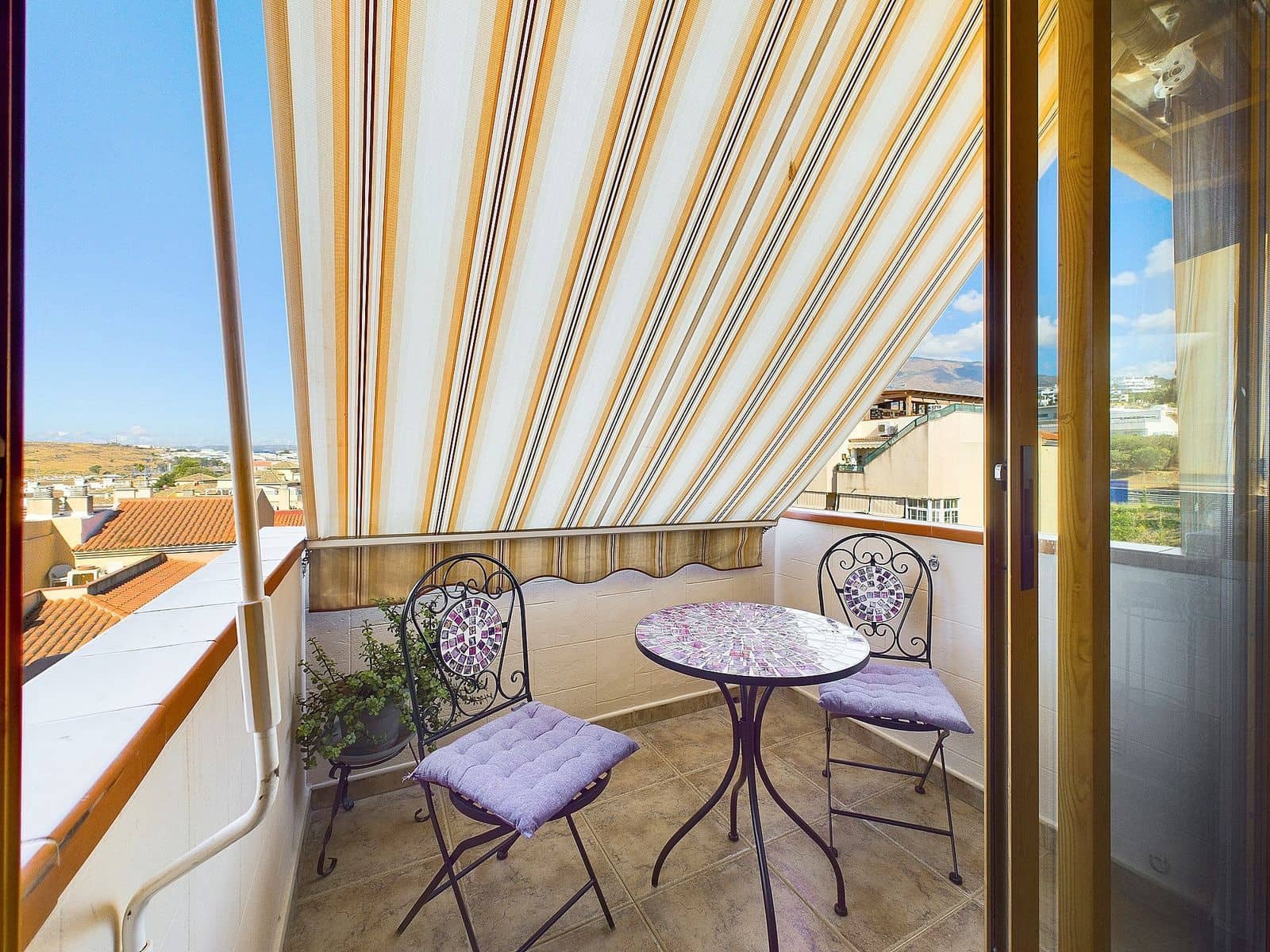 3 sovrum Takvåning till salu i Estepona - 700 000 € (Ref: 9551163)