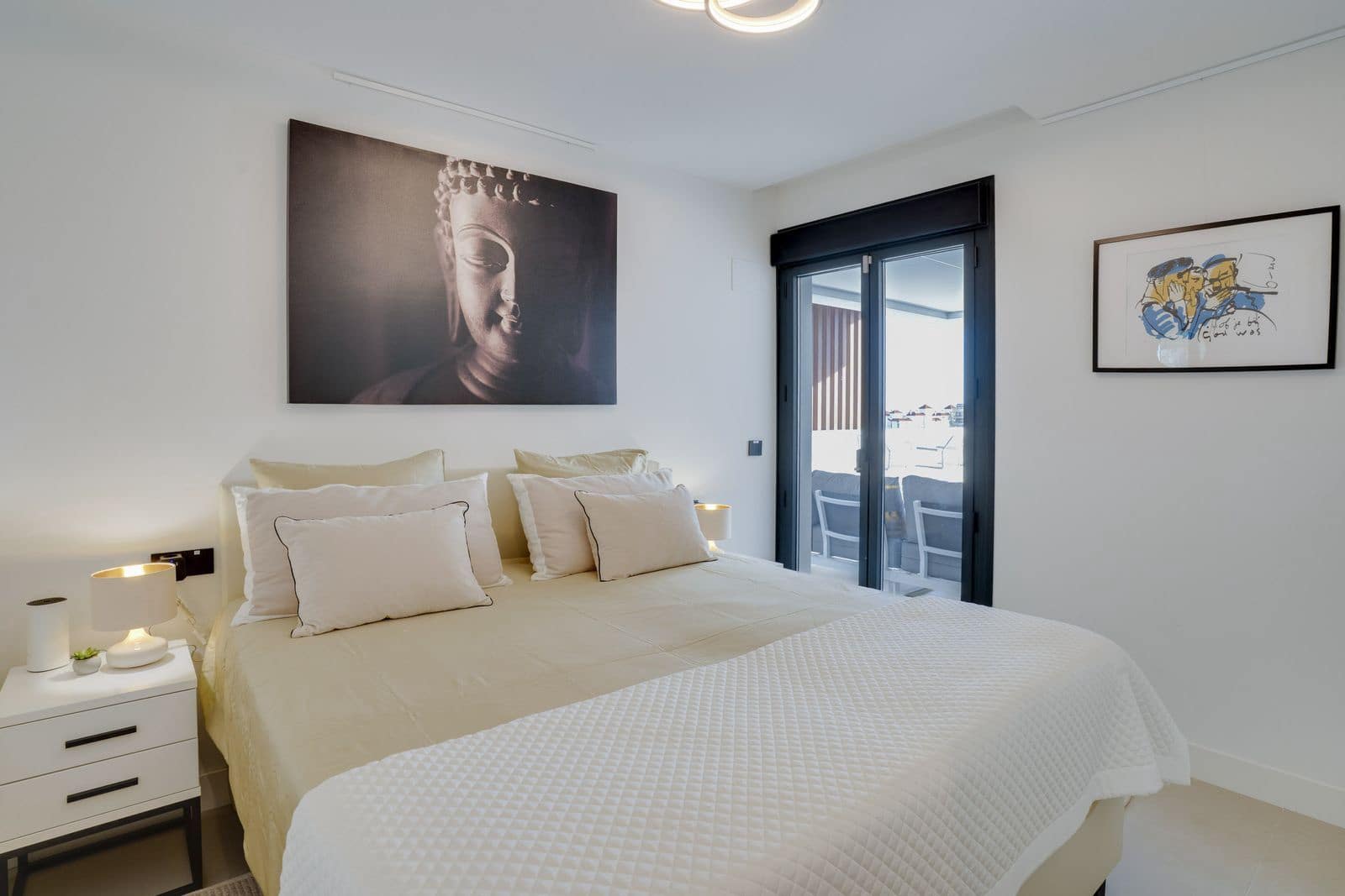 3 soveværelse Studio til salg i Estepona - € 779.500 (Ref: 9561455)