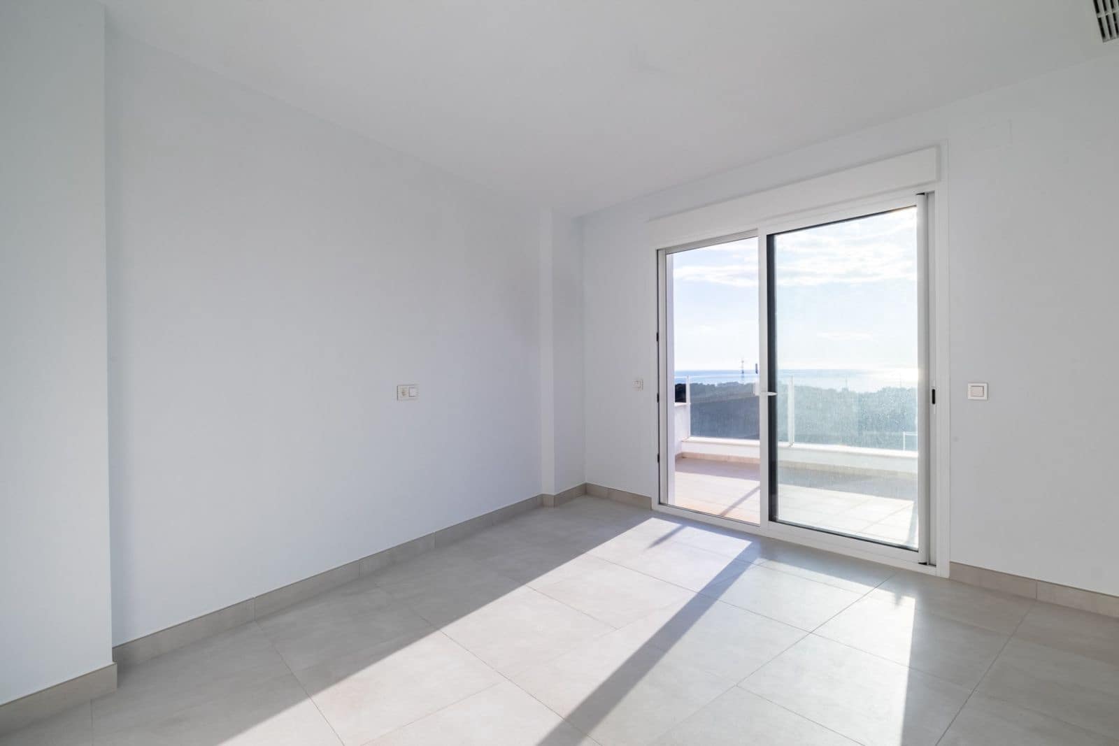 4 makuuhuone Kattohuoneisto myytävänä paikassa Los Monteros - 800 000 € (Ref: 9561457)