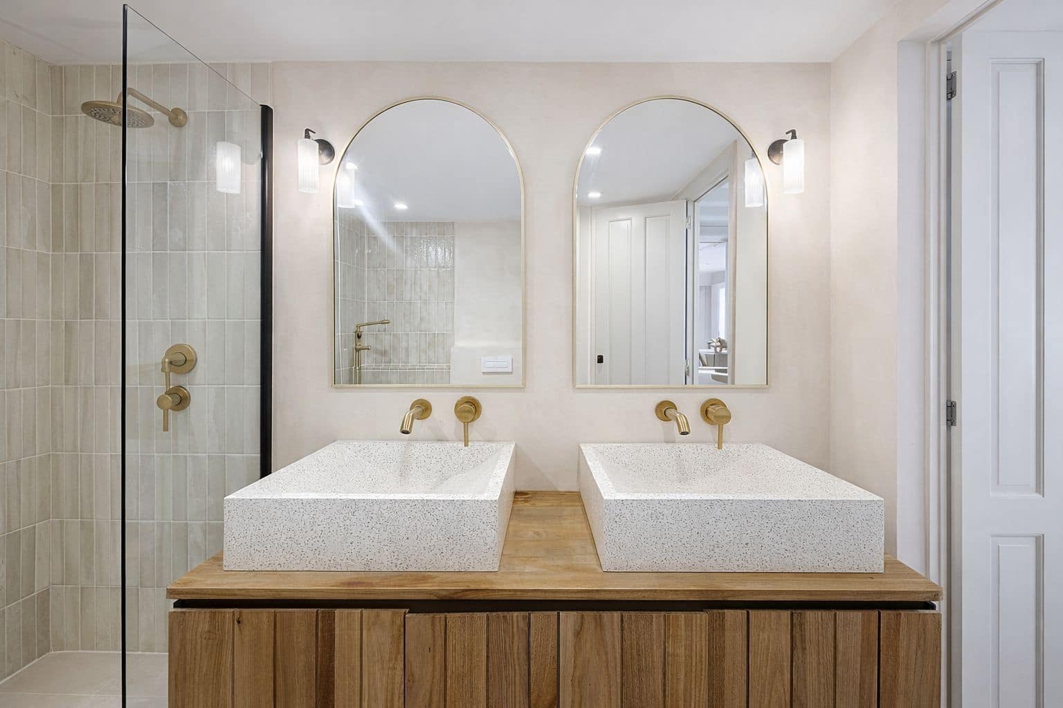 3 makuuhuone Omakotitalo myytävänä paikassa Estepona - 469 000 € (Ref: 9561459)