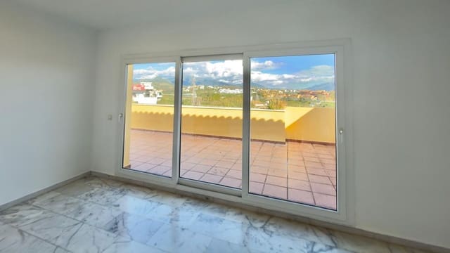 2 soveværelse Penthouse til salg i Cancelada, Estepona - € 329.600 (Ref: 9561465)