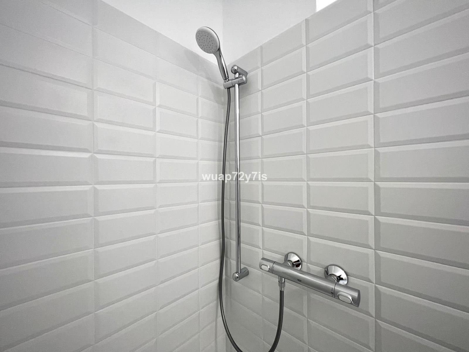 5 slaapkamer Halfvrijstaande villa te koop in Estepona - € 1.200.000 (Ref: 9561470)