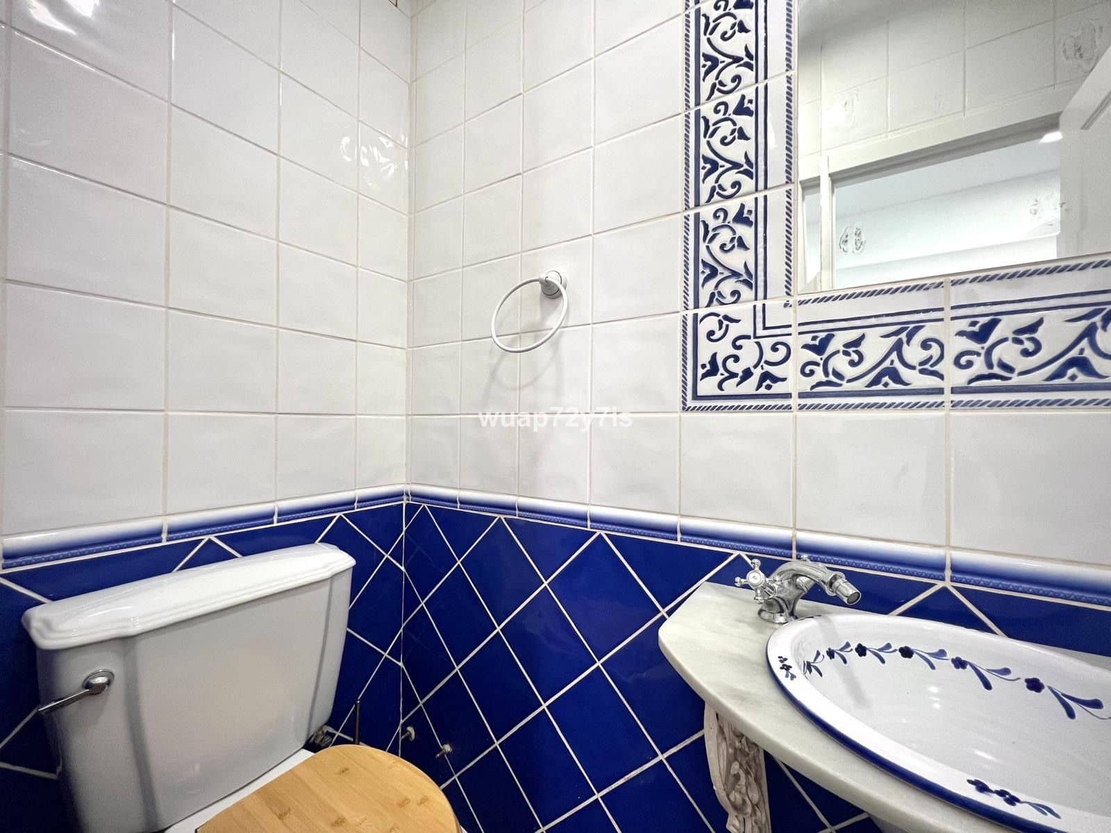 5 slaapkamer Halfvrijstaande villa te koop in Estepona - € 1.200.000 (Ref: 9561470)