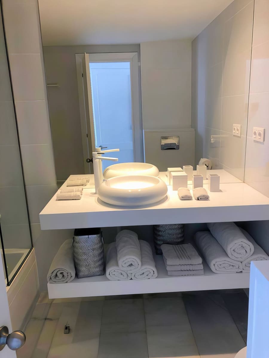 2 slaapkamer Appartement te koop in Puerto Banus - € 935.000 (Ref: 9561474)