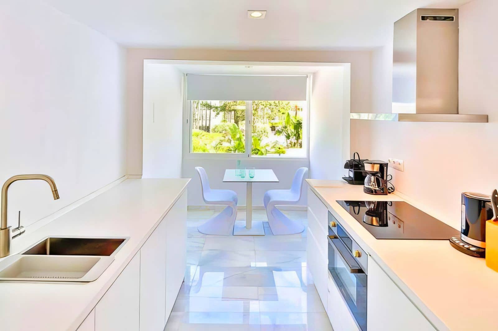 2 slaapkamer Appartement te koop in Puerto Banus - € 935.000 (Ref: 9561474)