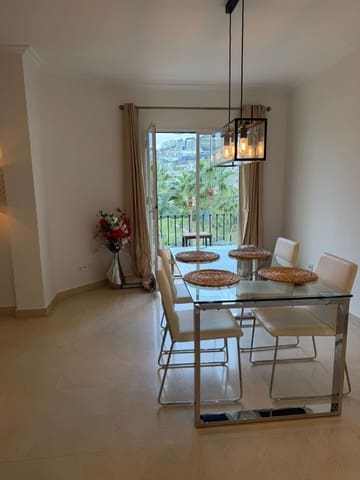Ático de 2 habitaciones en La Quinta, Benahavís en venta - 595.000 € (Ref: 9561475)