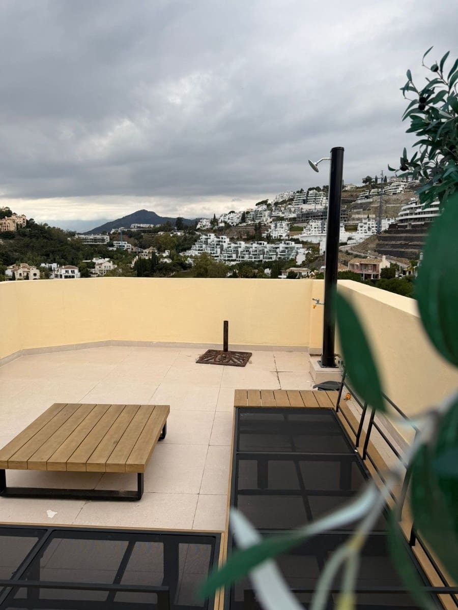 2 Zimmer Penthouse zu verkaufen in La Quinta - 595.000 € (Ref: 9561475)