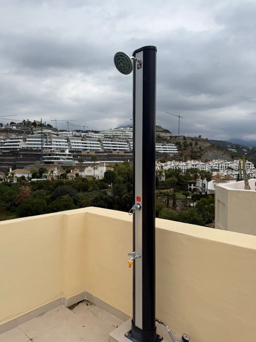 2 Zimmer Penthouse zu verkaufen in La Quinta - 595.000 € (Ref: 9561475)