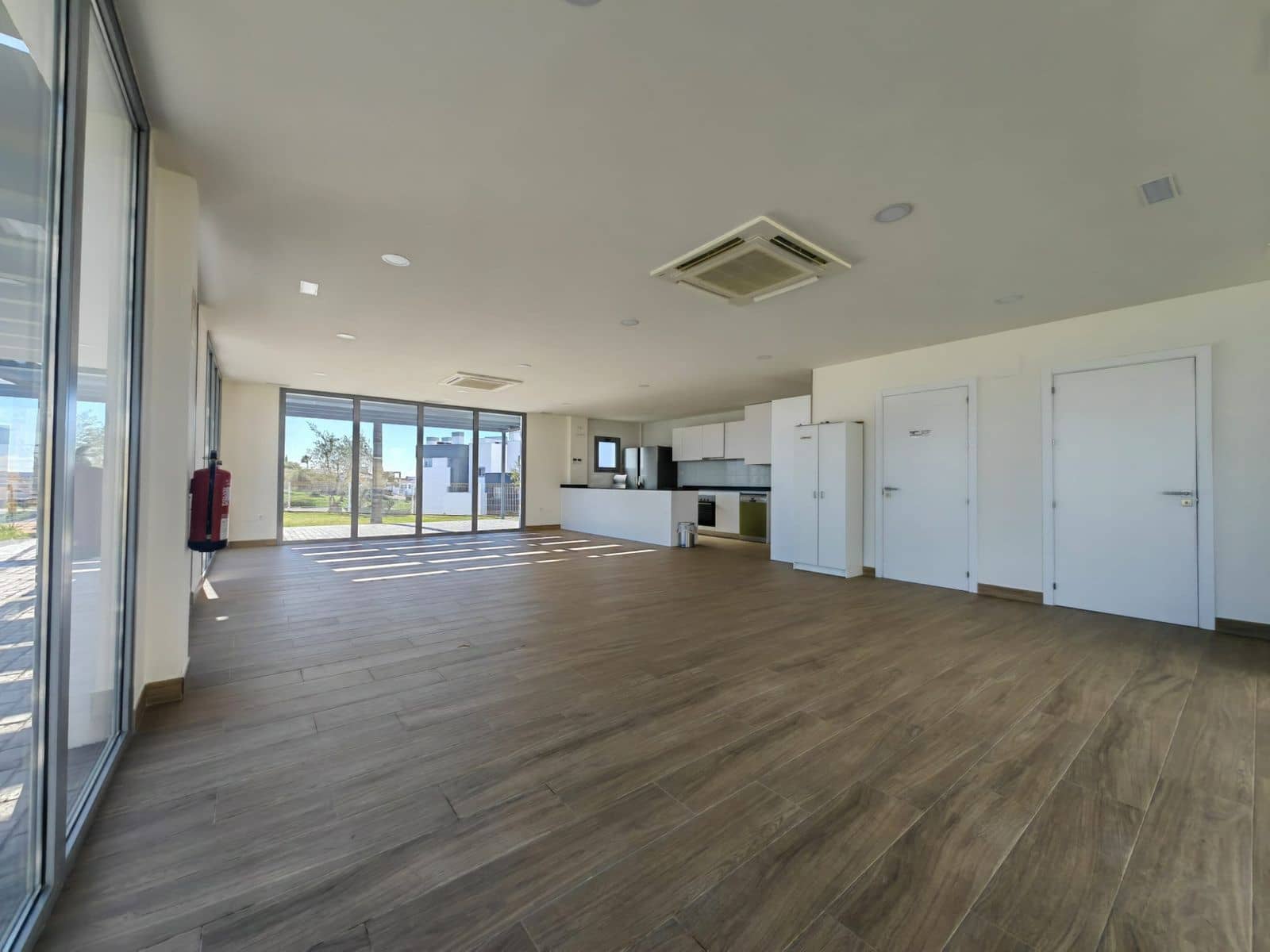 2 sovrum Takvåning till salu i Estepona - 545 000 € (Ref: 9561476)