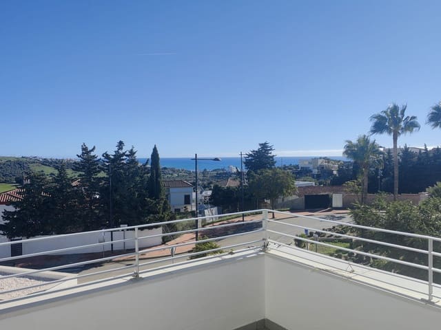 2 sovrum Takvåning till salu i Estepona - 545 000 € (Ref: 9561476)