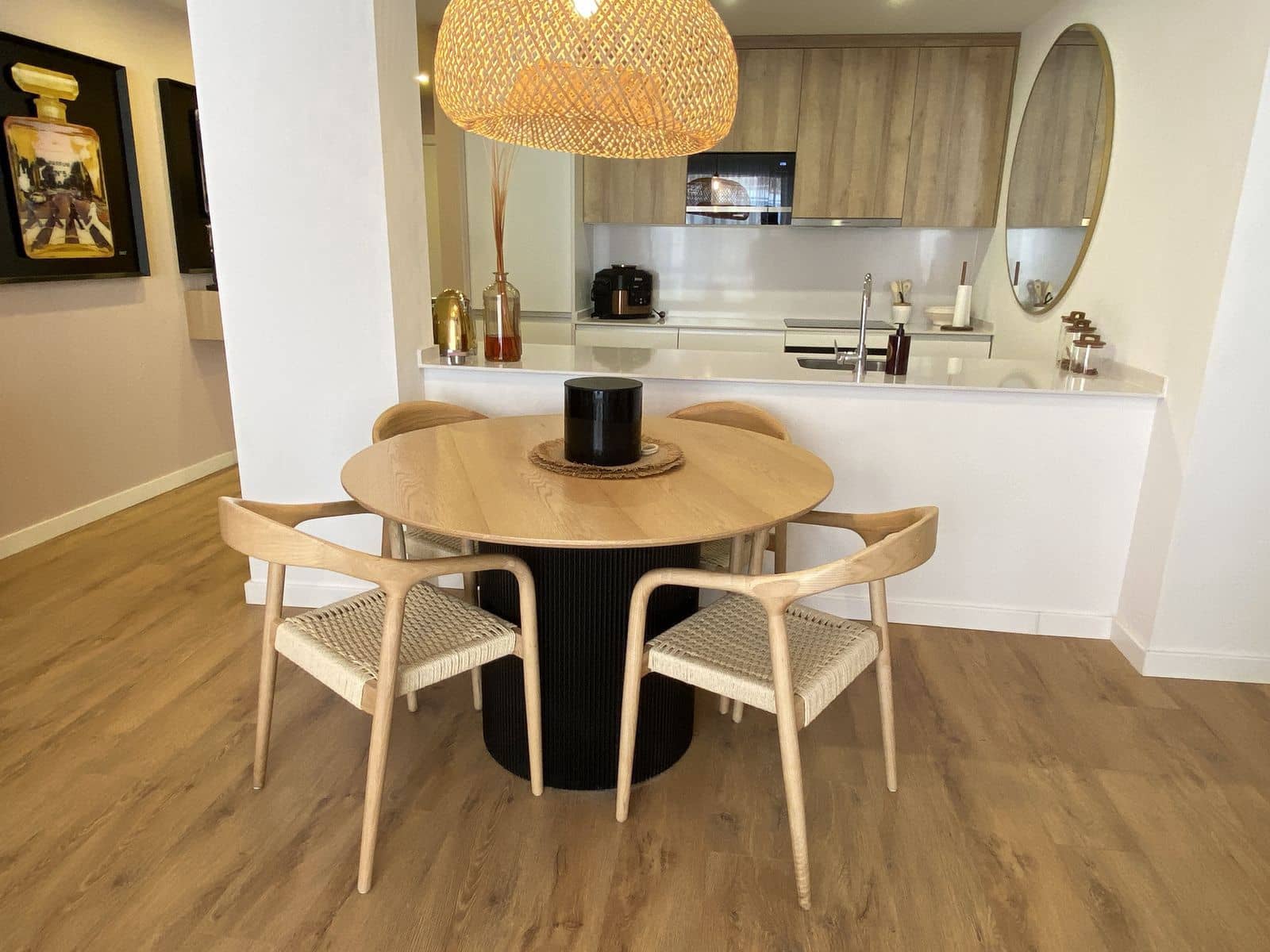 2 bedroom Apartment for sale in Estepona - € 689,000 (Ref: 9561478)