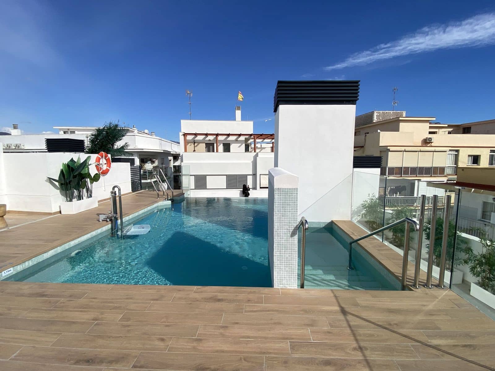 2 bedroom Apartment for sale in Estepona - € 689,000 (Ref: 9561478)