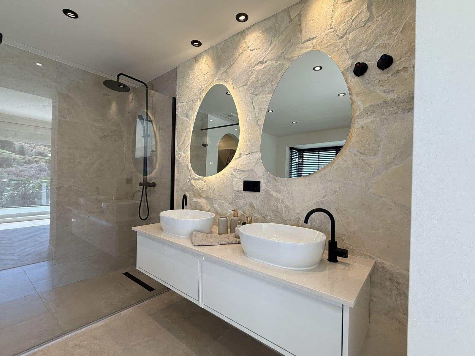 3 bedroom Villa for sale in La Cala Golf - € 1,095,000 (Ref: 9561479)