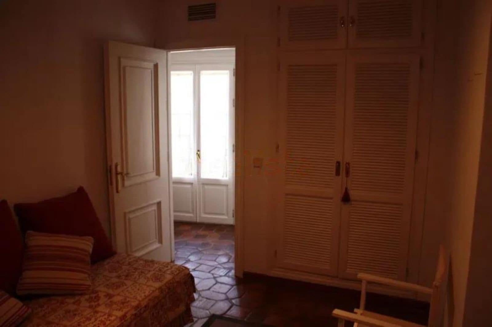 Casa de 3 habitaciones en Guadalmina en venta - 600.000 € (Ref: 9561481)