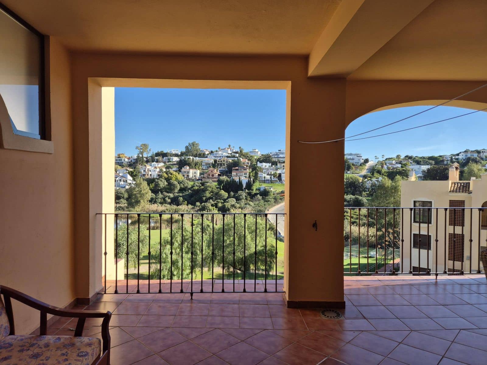 2 bedroom Apartment for sale in Estepona - € 480,000 (Ref: 9561484)