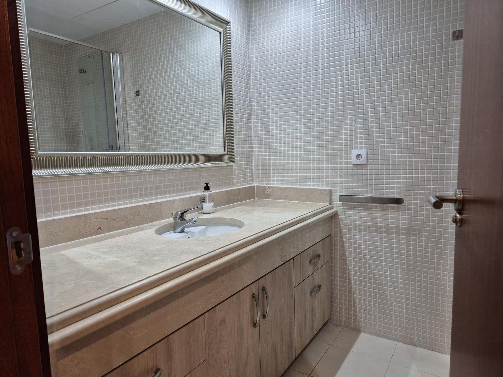 2 bedroom Apartment for sale in Estepona - € 480,000 (Ref: 9561484)