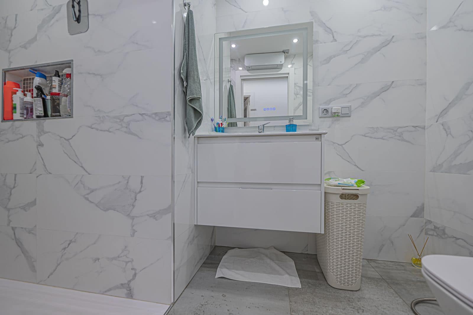 3 soveværelse Lejlighed til salg i Marbella - € 315.000 (Ref: 9561491)