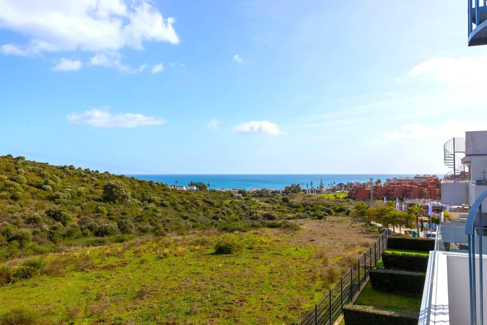 3 sovrum Takvåning till salu i Estepona - 499 500 € (Ref: 9561492)