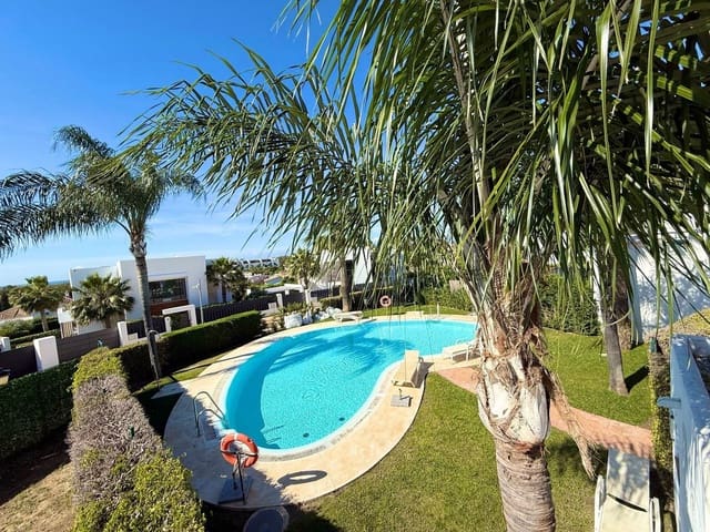 3 sovrum Hus till salu i El Paraiso, Estepona - 990 000 € (Ref: 9561494)