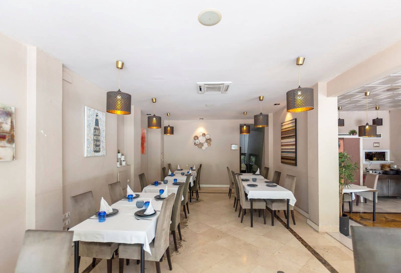 Restaurant/Bar til salg i Nueva Andalucia - € 1.100.000 (Ref: 9561496)