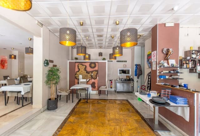 Restaurant/Bar til salg i Nueva Andalucia, Marbella - € 1.100.000 (Ref: 9561496)