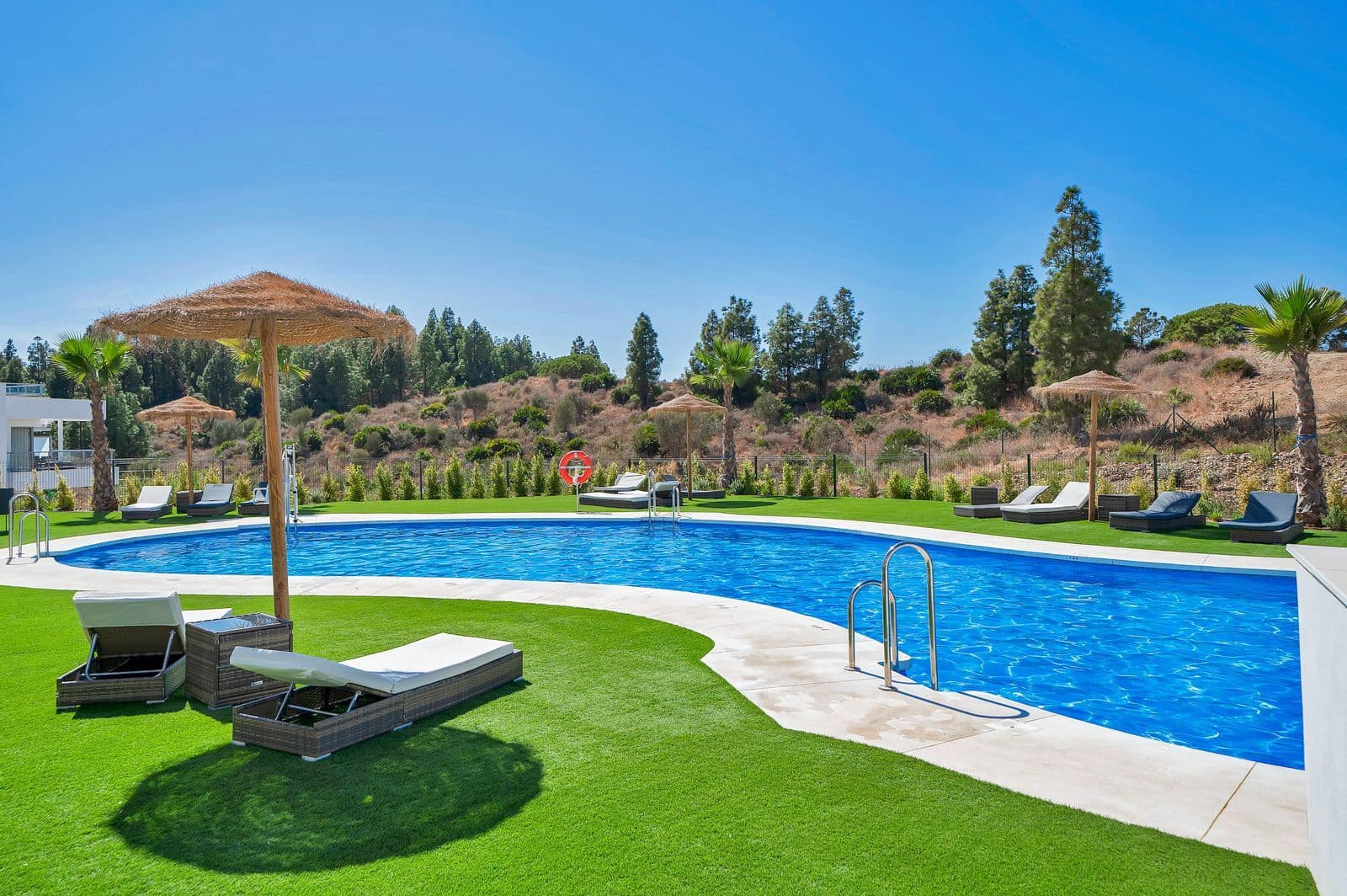 2 slaapkamer Appartement te koop in Mijas Costa - € 425.000 (Ref: 9561497)