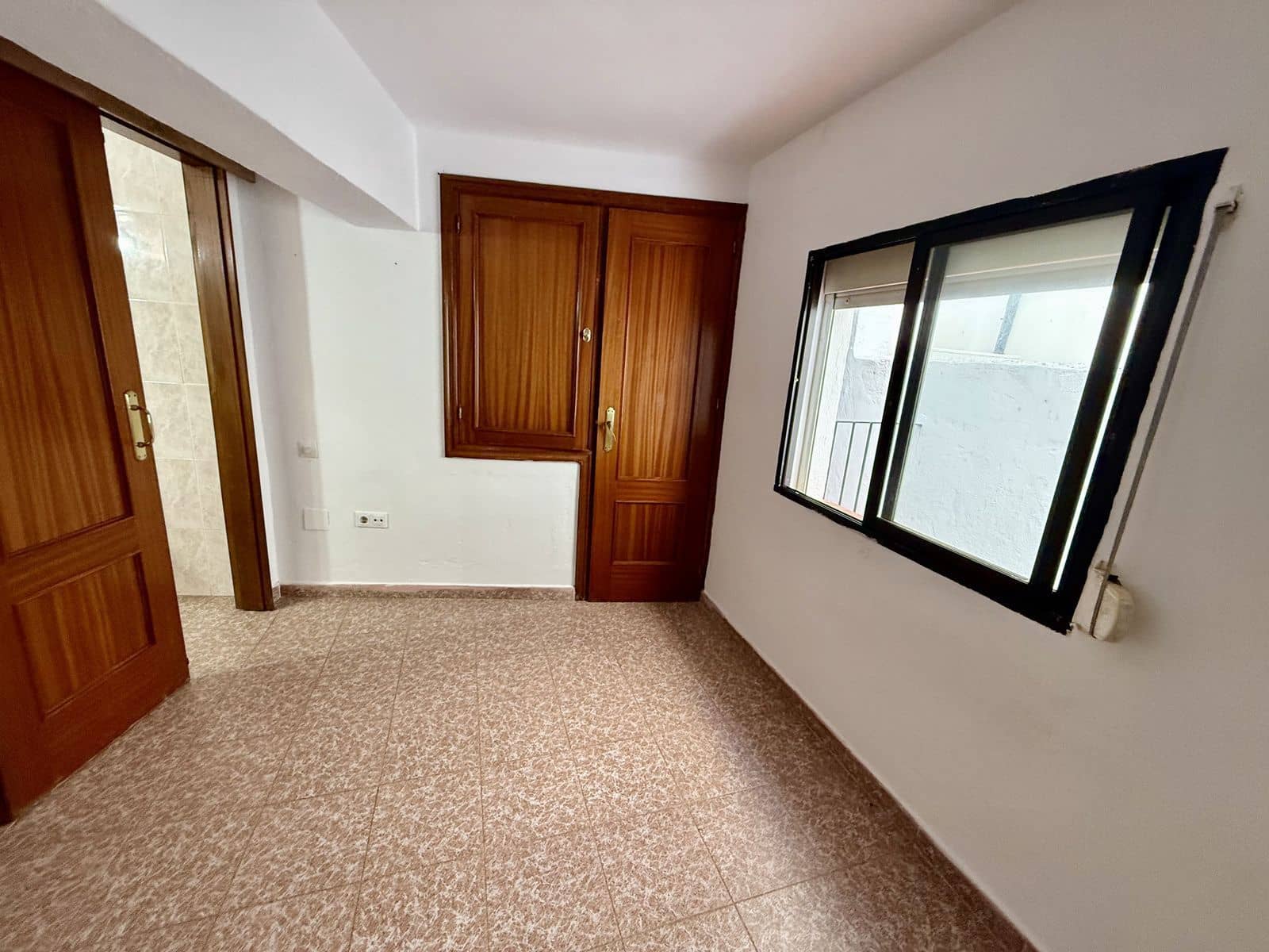 4 bedroom Townhouse for sale in Marbella - € 475,000 (Ref: 9561501)