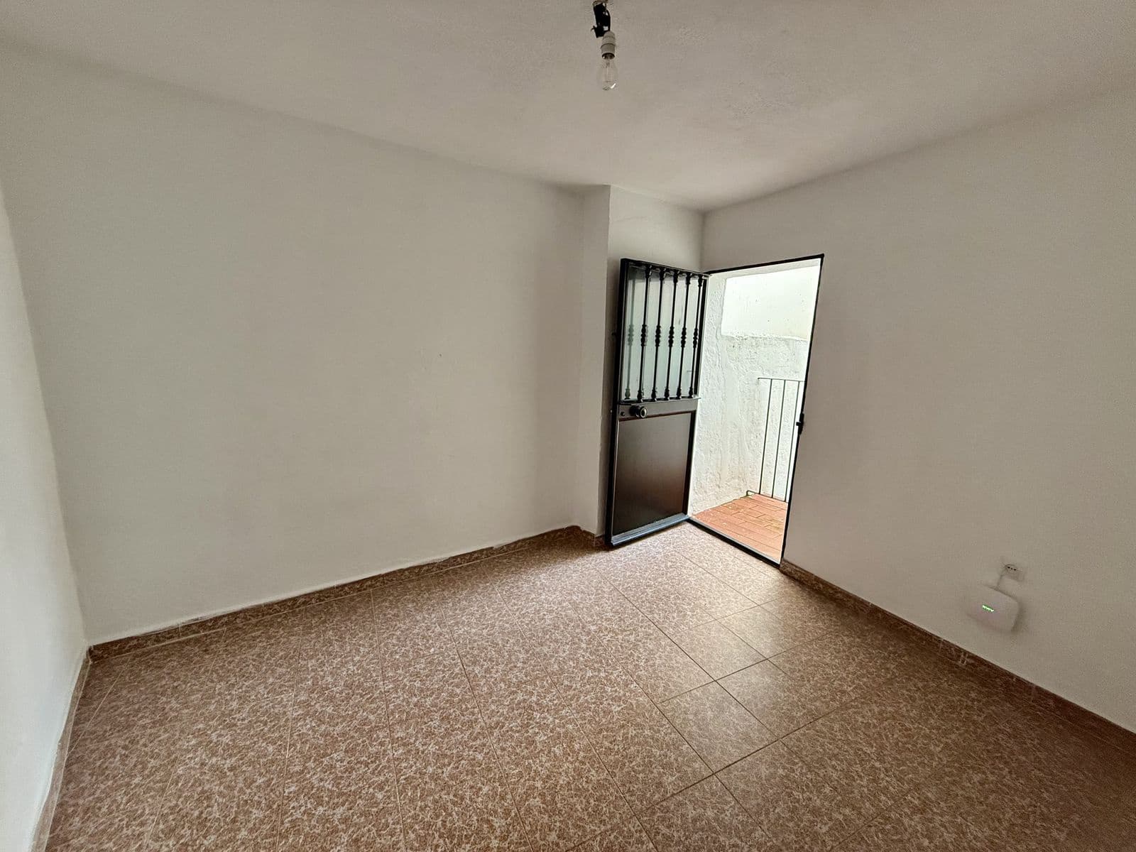 4 bedroom Townhouse for sale in Marbella - € 475,000 (Ref: 9561501)