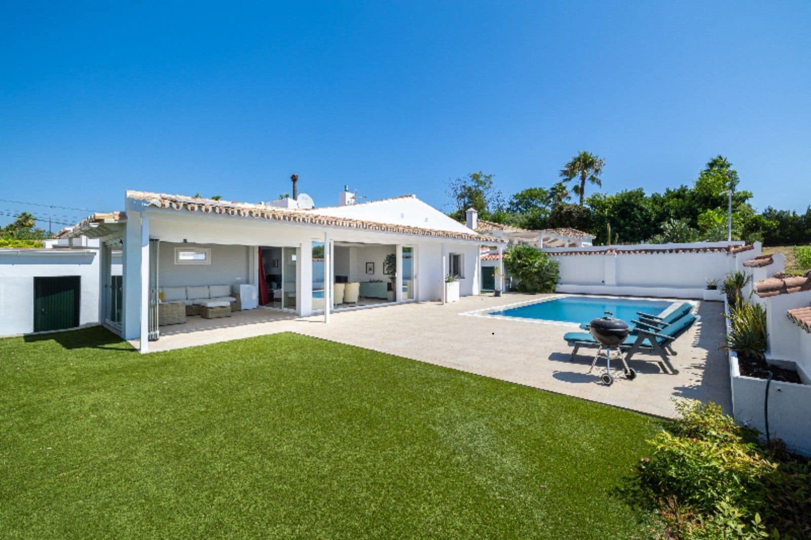 3 soveværelse Villa til salg i San Pedro de Alcantara - € 1.350.000 (Ref: 9561505)