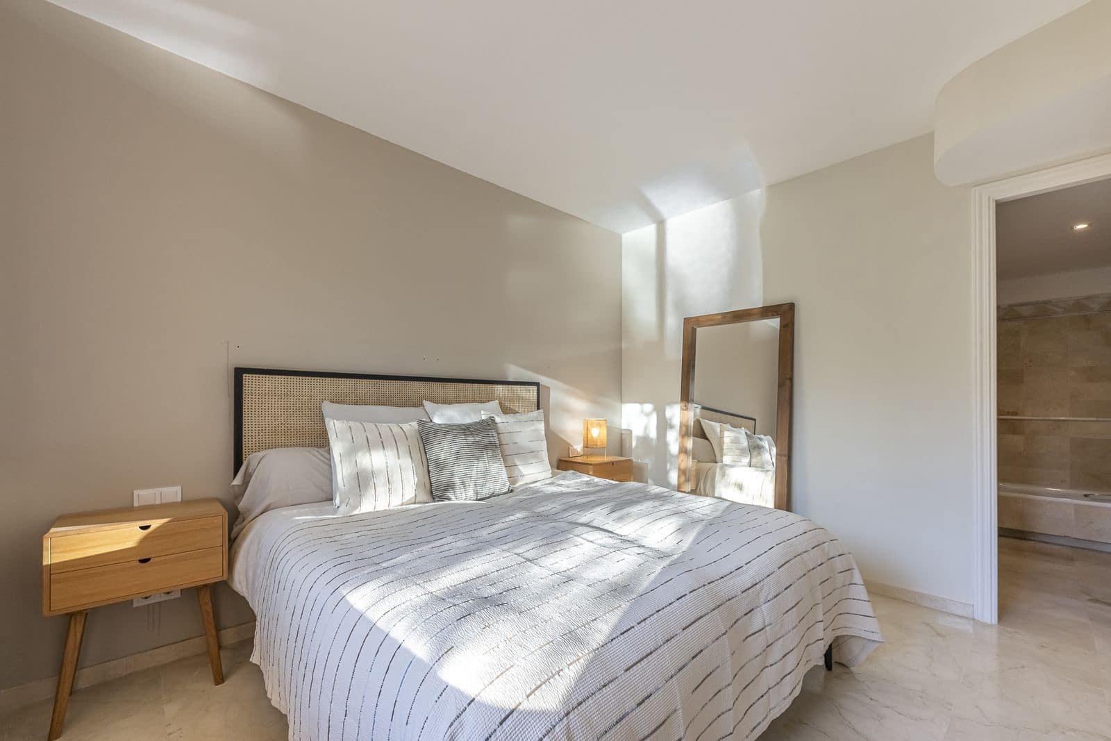 2 makuuhuone Huoneisto myytävänä paikassa Elviria - 499 500 € (Ref: 9561508)