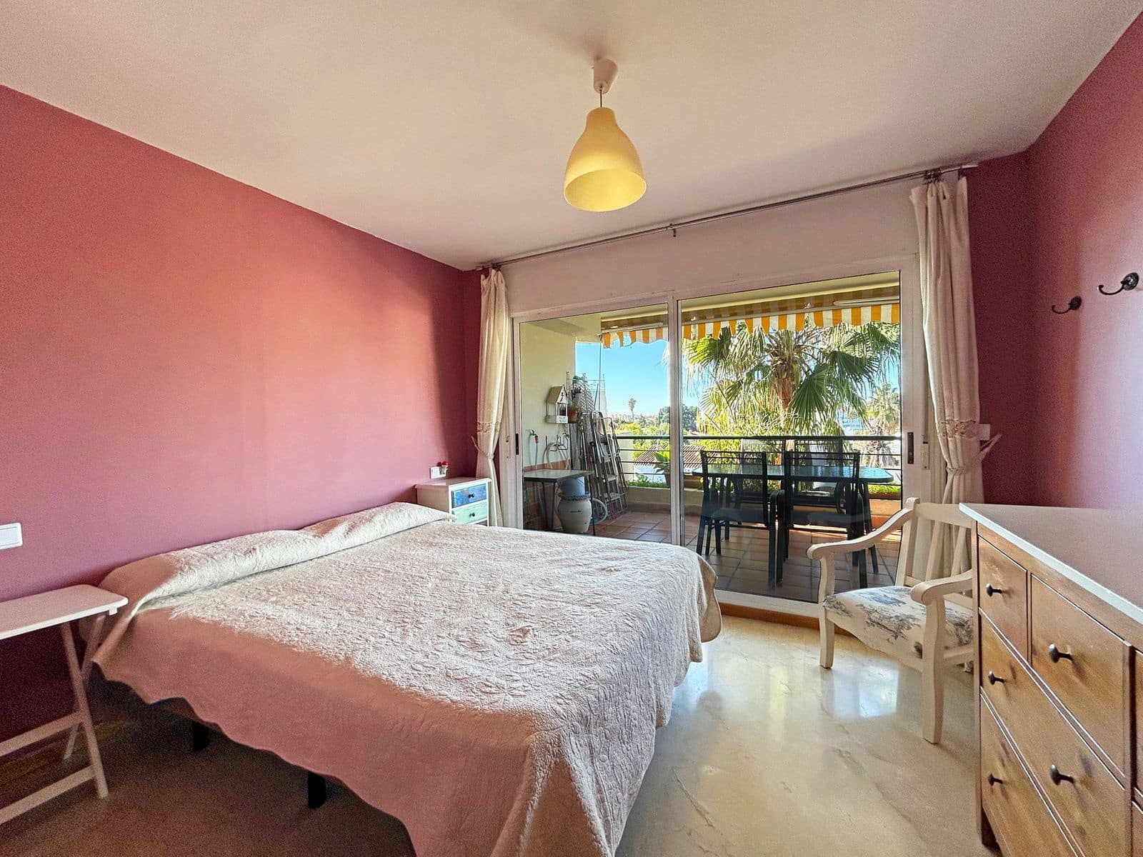 2 quarto Apartamento para venda em San Pedro de Alcantara - 389 000 € (Ref: 9561511)