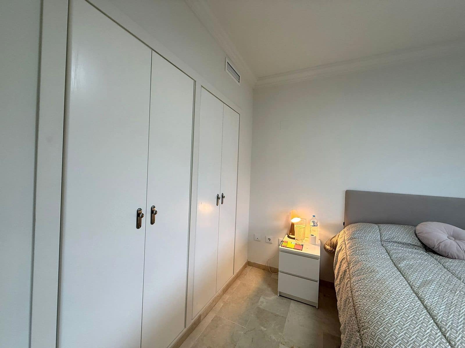 2 sovrum Lägenhet till salu i Manilva - 270 000 € (Ref: 9561514)