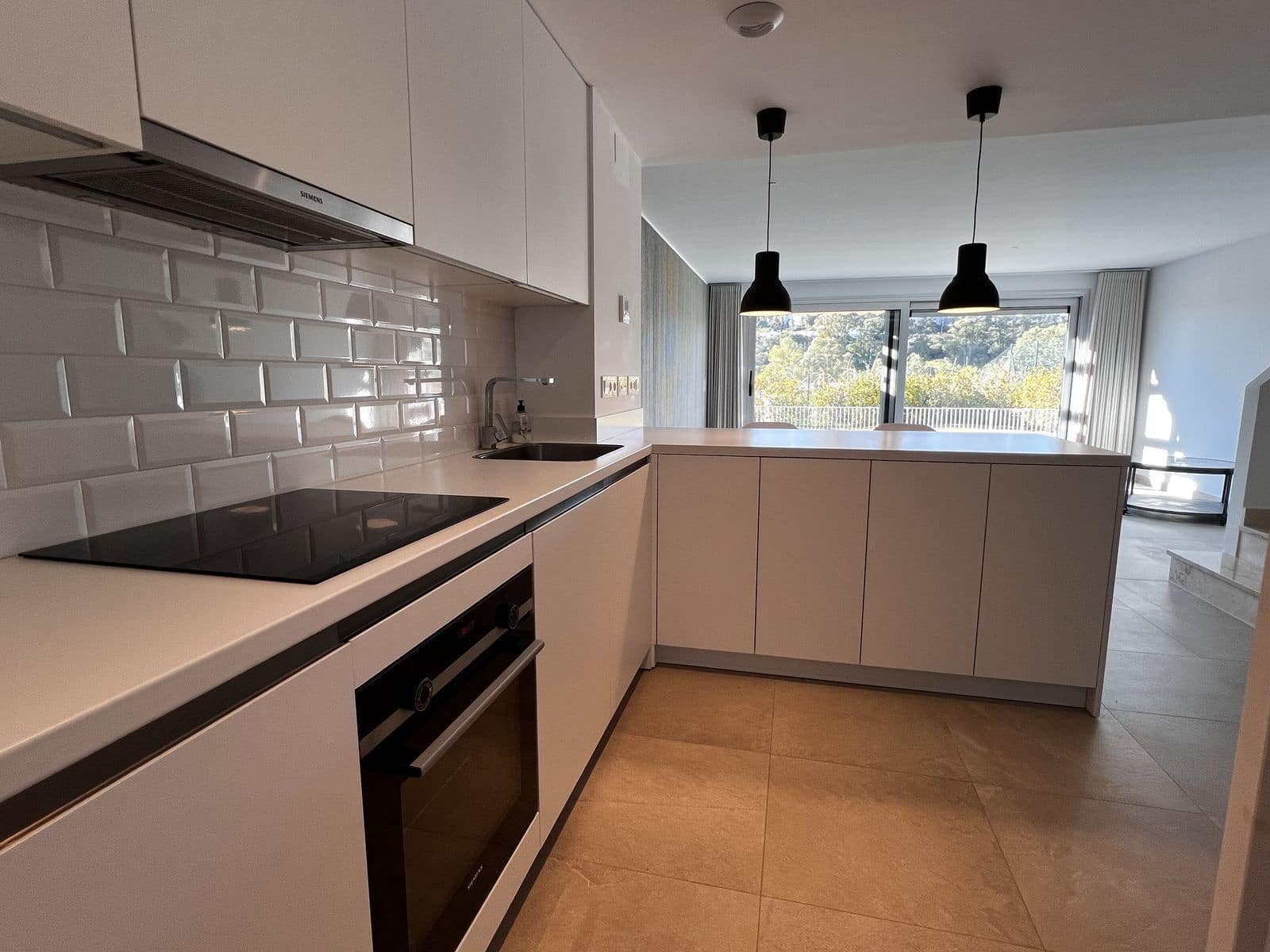 Casa de 3 habitaciones en Estepona en venta - 480.000 € (Ref: 9561517)