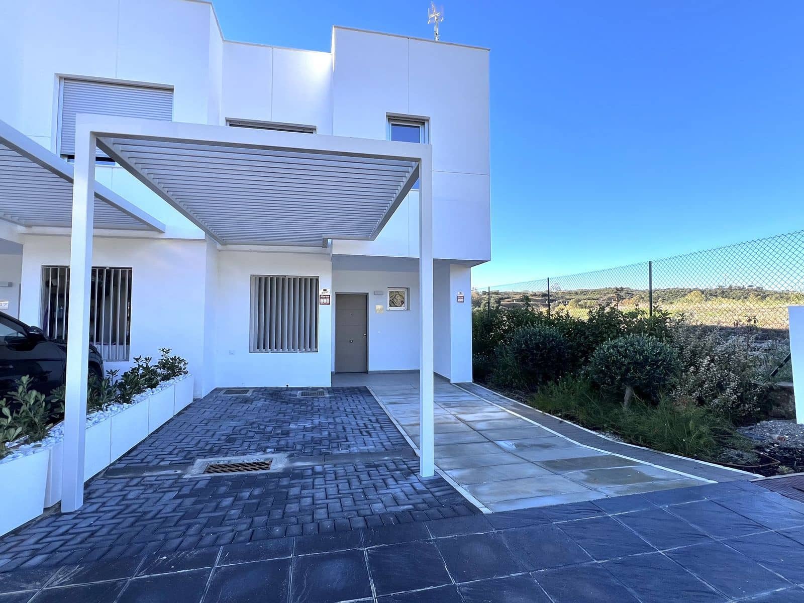 Casa de 3 habitaciones en Estepona en venta - 480.000 € (Ref: 9561517)