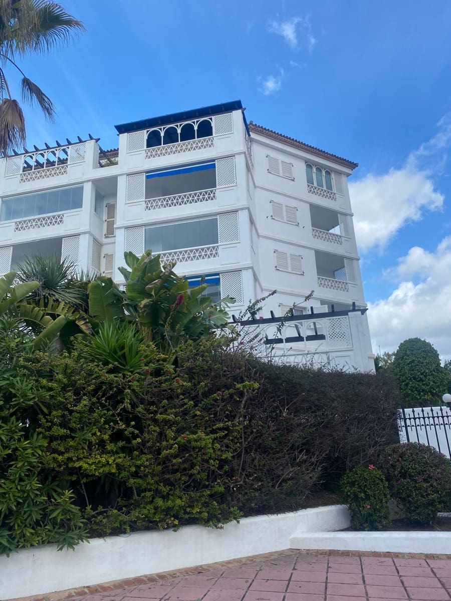 2 slaapkamer Appartement te koop in Puerto Banus - € 1.190.000 (Ref: 9561518)