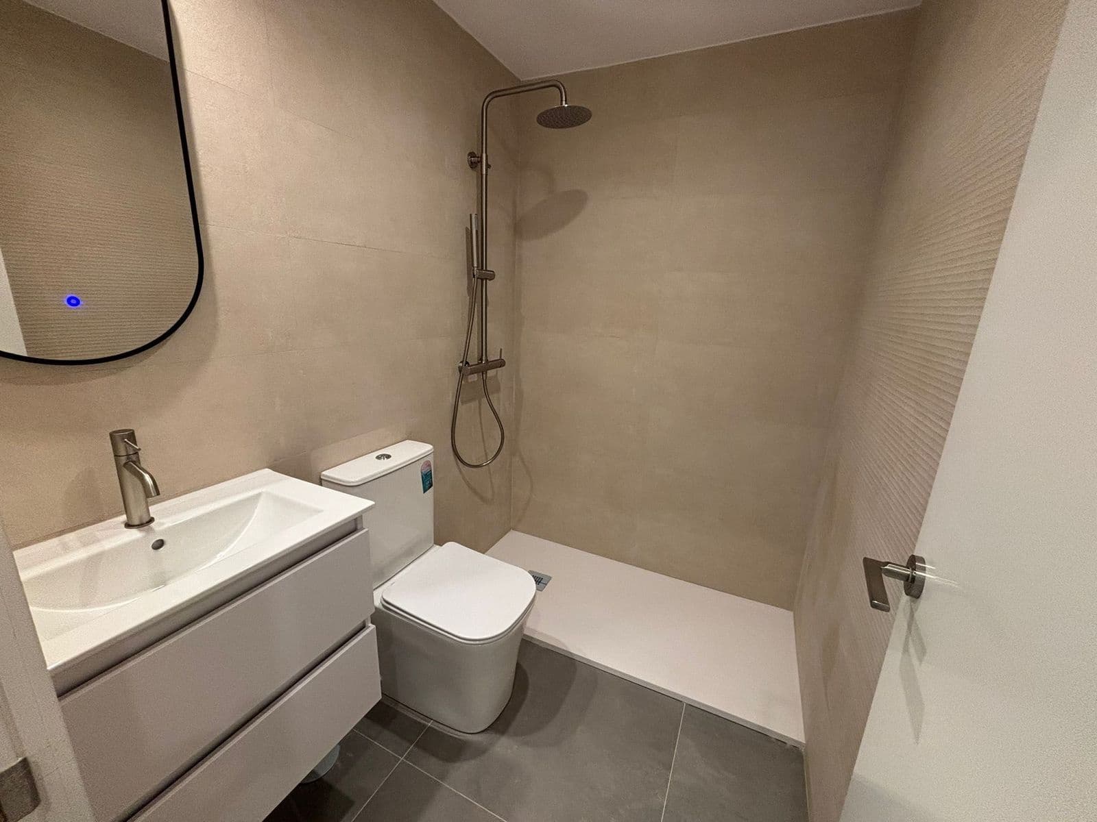 3 soveværelse Lejlighed til salg i Malaga by - € 320.000 (Ref: 9561519)