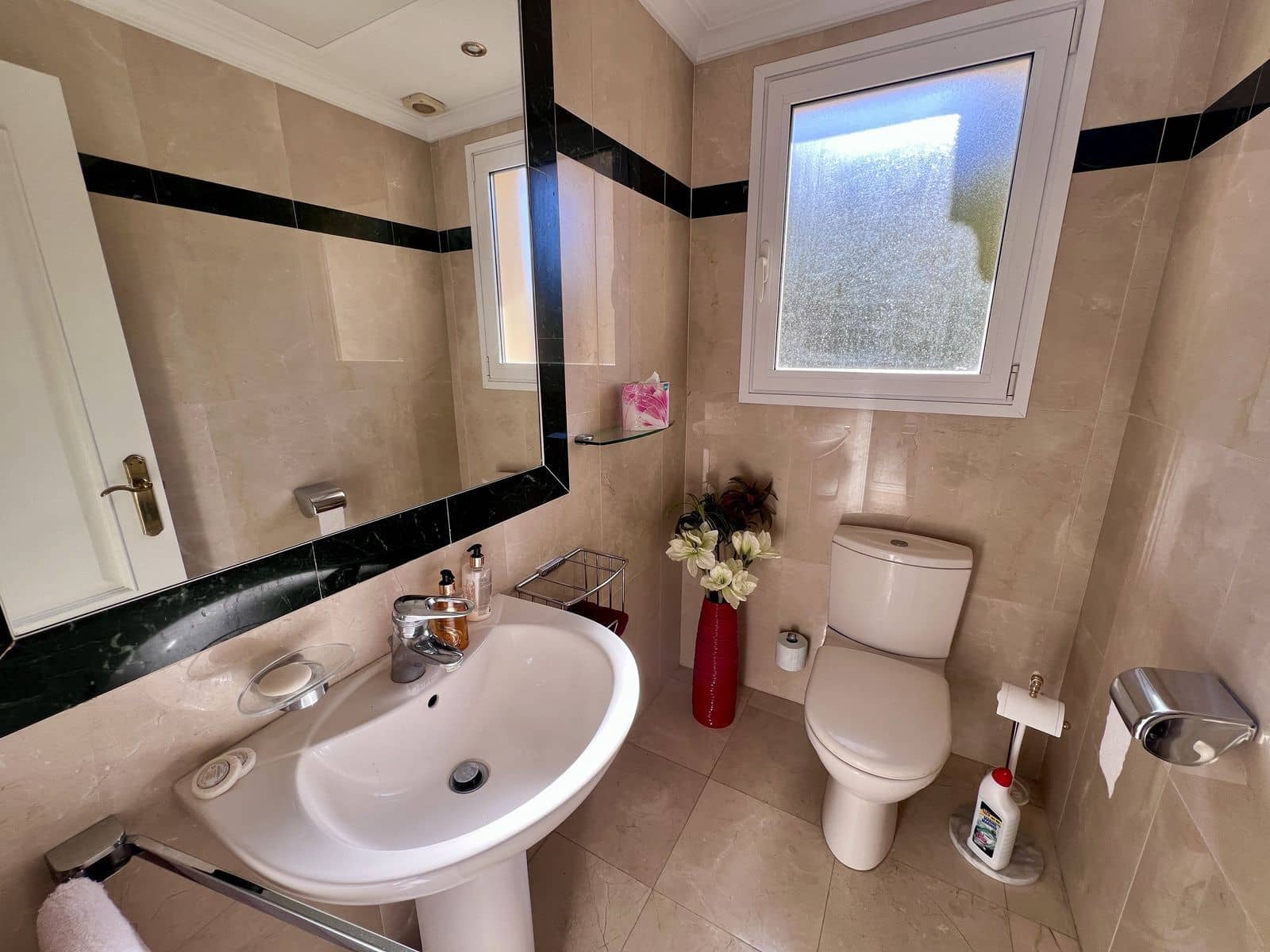 3 Zimmer Villa zu verkaufen in El Paraiso - 1.580.000 € (Ref: 9561520)