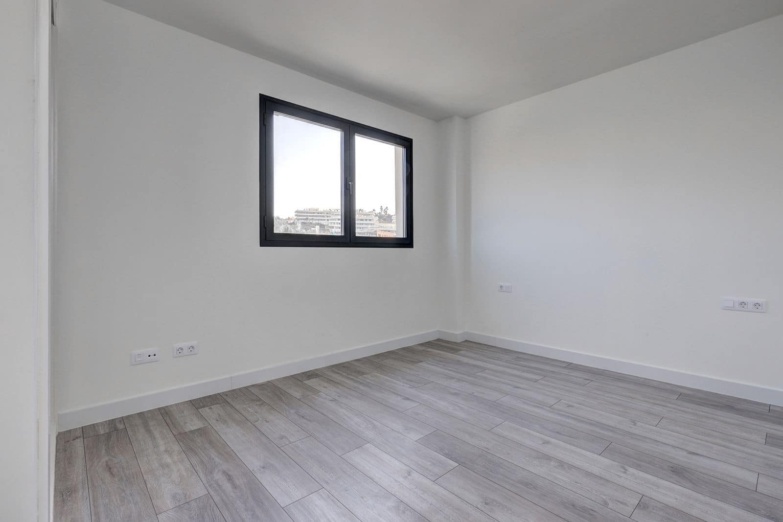 3 camera da letto Attico in vendita in Estepona - 700.000 € (Rif: 9561524)