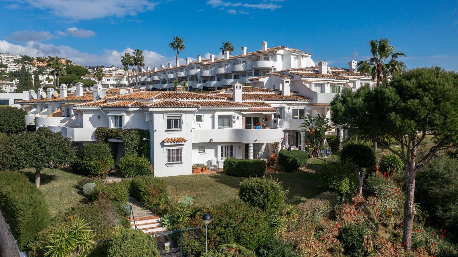 2 makuuhuone Huoneisto myytävänä paikassa Calahonda - 349 000 € (Ref: 9561529)