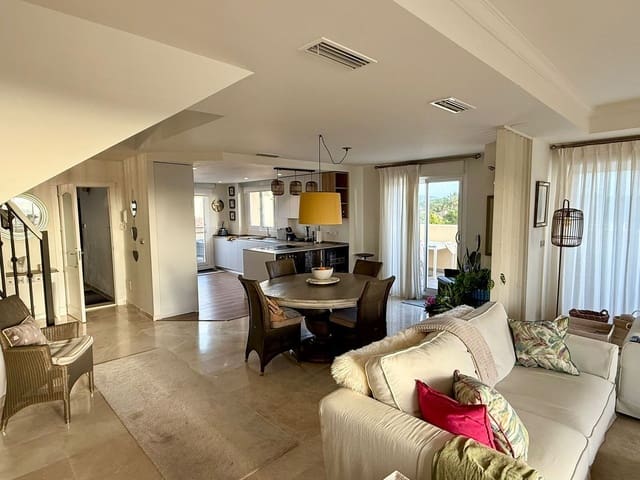 3 slaapkamer Appartement te koop in Sotogrande, San Roque - € 665.000 (Ref: 9561538)