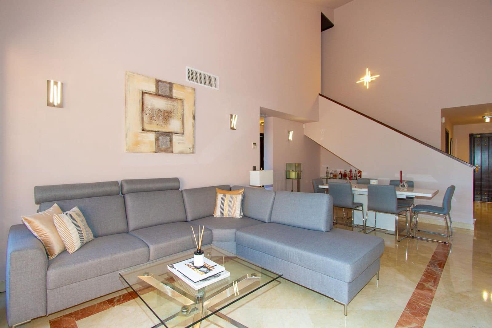 3 quarto Penthouse para venda em La Mairena - 595 000 € (Ref: 9561542)