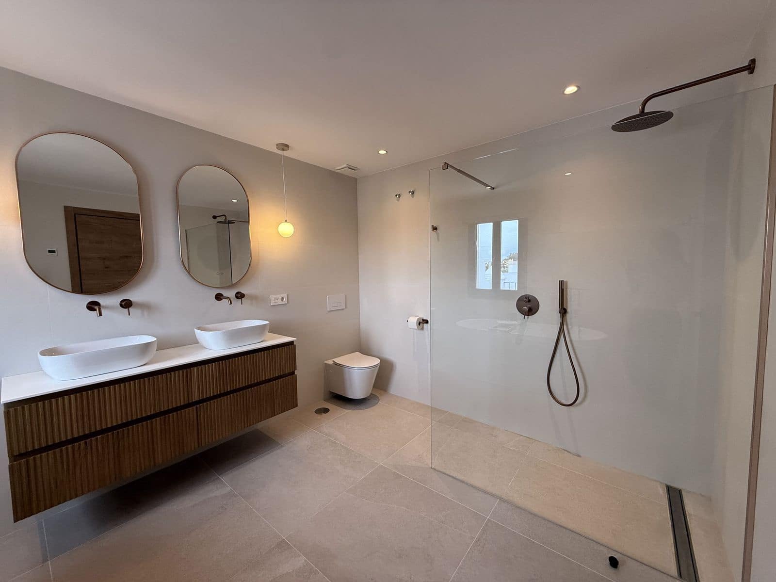 4 soveværelse Byhus til salg i Estepona - € 845.000 (Ref: 9564873)