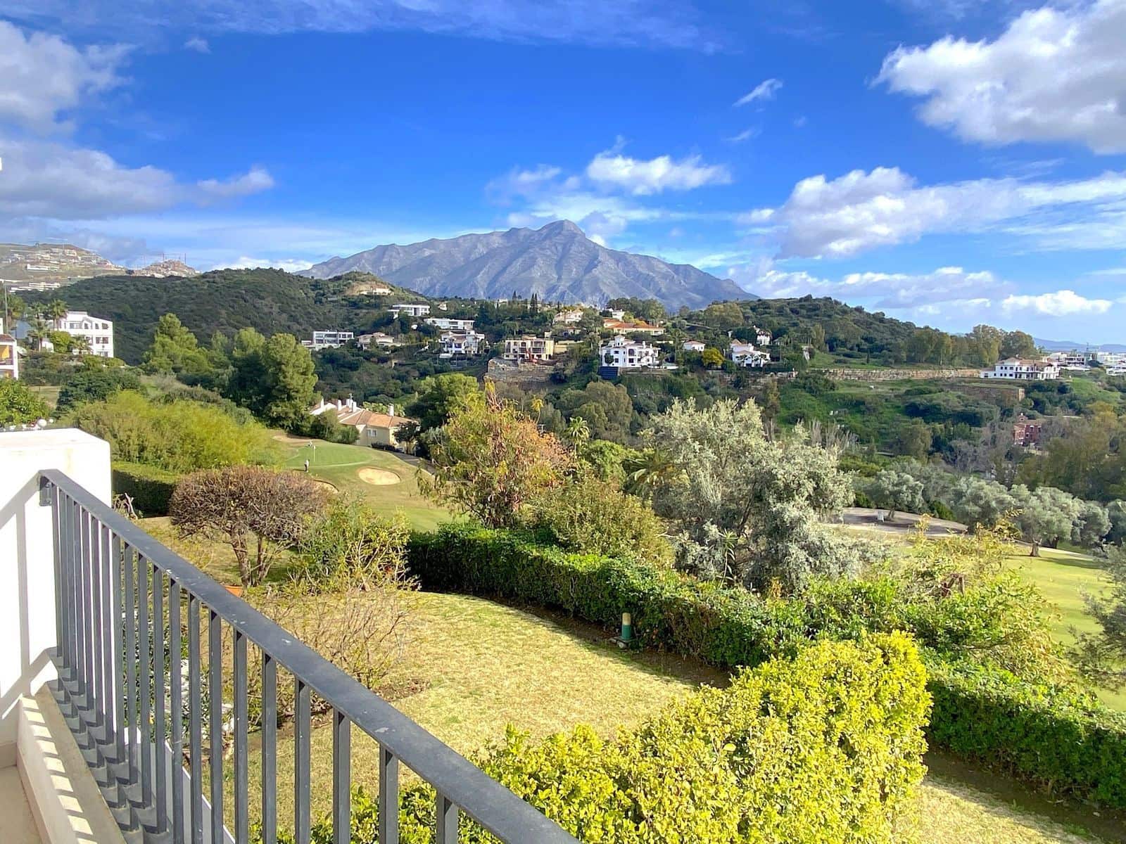 4 bedroom Townhouse for sale in La Quinta - € 1,495,000 (Ref: 9564874)