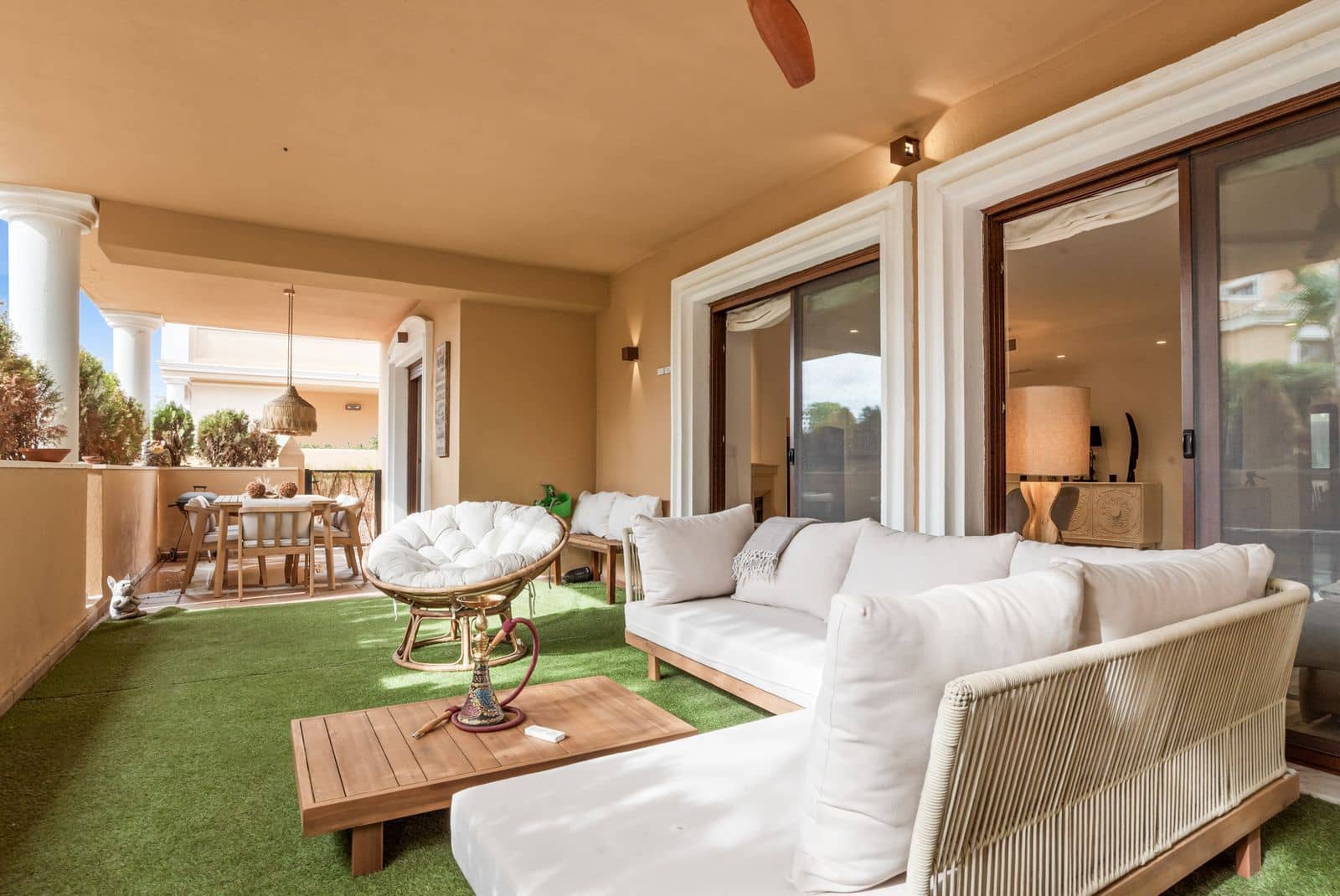 2 makuuhuone Huoneisto myytävänä paikassa Golden Mile - 950 000 € (Ref: 9564876)