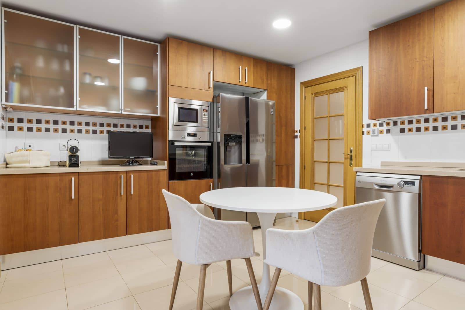 2 makuuhuone Huoneisto myytävänä paikassa Golden Mile - 950 000 € (Ref: 9564876)