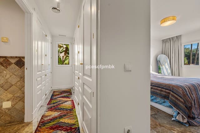 3 quarto Apartamento para venda em Golden Mile, Marbella - 1 100 000 € (Ref: 9564877)