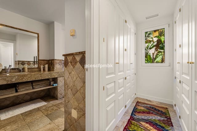 3 quarto Apartamento para venda em Golden Mile, Marbella - 1 100 000 € (Ref: 9564877)