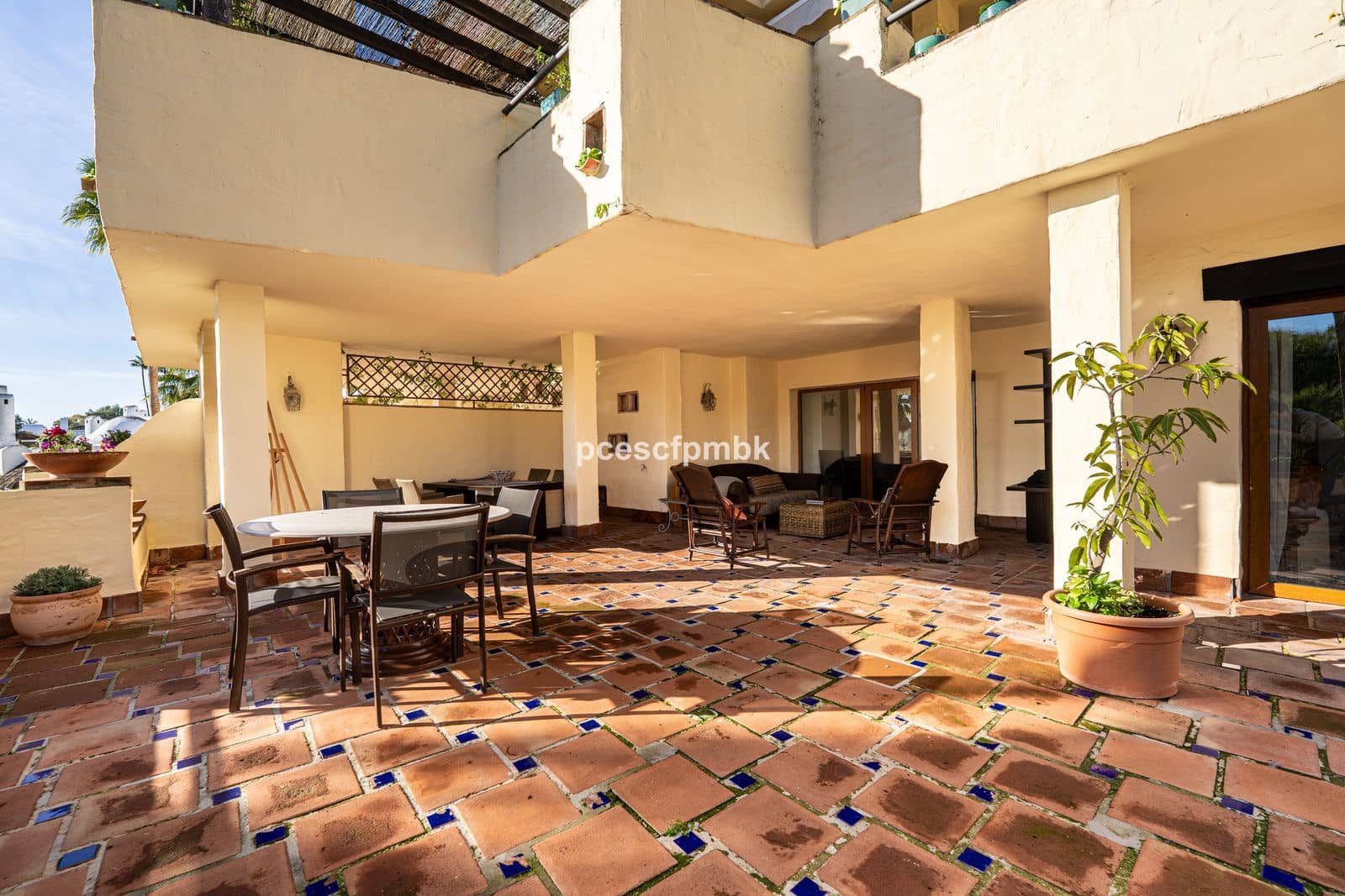 3 quarto Apartamento para venda em Golden Mile - 1 100 000 € (Ref: 9564877)