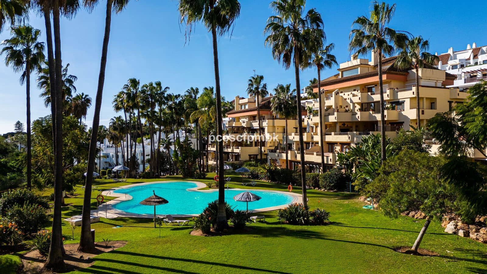 3 quarto Apartamento para venda em Golden Mile - 1 100 000 € (Ref: 9564877)