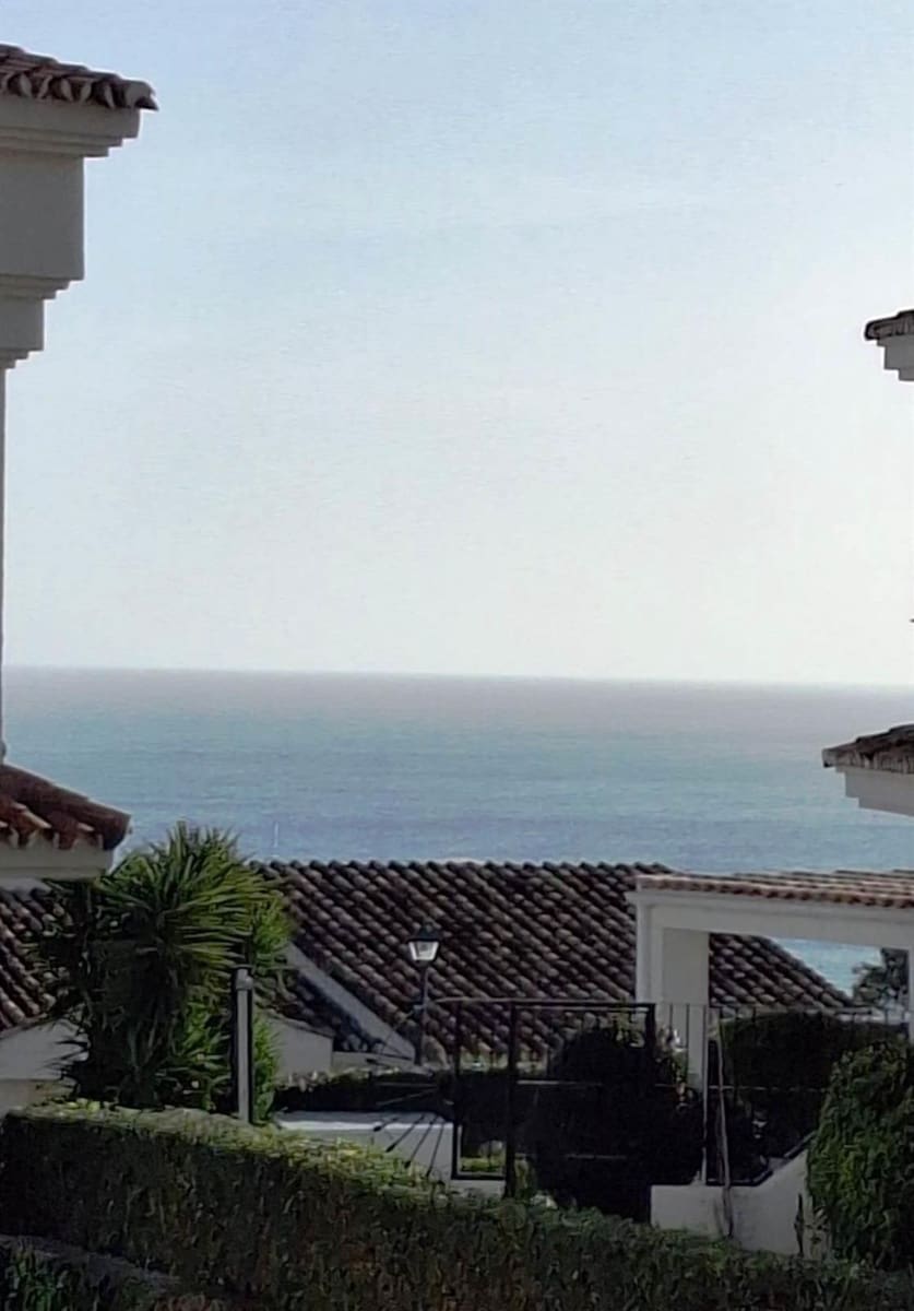 4 soveværelse Penthouse til salg i La Duquesa / Puerto de la Duquesa - € 410.000 (Ref: 9564878)